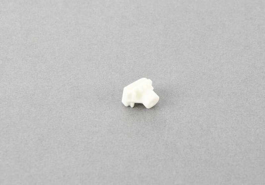 Clip de fijación OEM 07149200940 para BMW F07, F10, F11, F06, F12, F13, F01, F02, F04. Pieza original BMW para sujeción en salpicadero e interior.