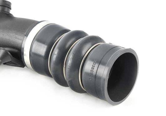 Conducto de aire de sobrealimentación OEM 13717588268 para BMW Serie 5 F07, F10, F11, Serie 6 F12, X5 E70 LCI, X6 E71. Original BMW.