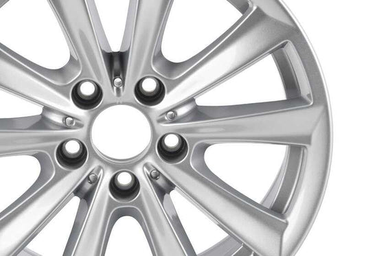 Llanta de aleación original BMW diseño V-Radio 236 17" OEM 36116780720 para BMW F10, F11, F06, F12, F13. Apta para eje delantero y trasero. Color reflexsilver. Original BMW.