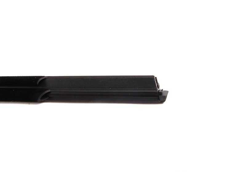 Cubierta exterior de puerta trasera derecha OEM 51357060250 para BMW E90, E91. Original BMW.