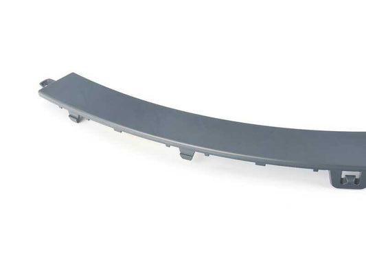 Right -prined front wheel flop OEM 51775A554A2 for BMW G07. Original BMW.