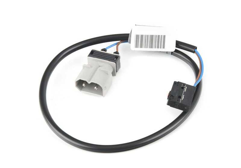 Microrruptor OEM 61311394328 para BMW E30 {318i, 320i} y E39 {todos los modelos compatibles}. Pieza eléctrica original BMW. Ideal para reparación de techo eléctrico o sistemas similares.