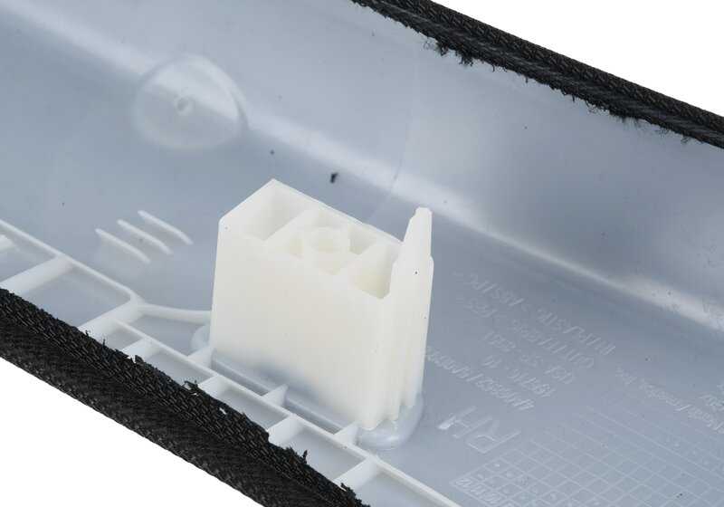 Embellecedor derecho del pilar A OEM 51435A0D9A2 para BMW G05 (xDrive25d, xDrive30d, M50i) y F95 (X5 M). Original BMW.