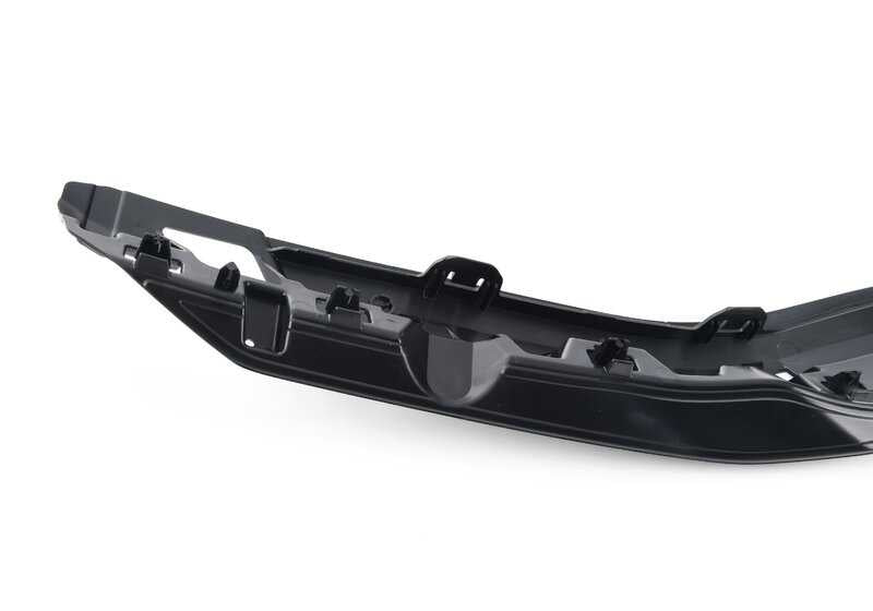 Untere Front -Splitter OEM 51115A0DB79 für BMW X1 M35I und M35LI (U11, U12) vom 08.08.2023. Original BMW Stück. Ideal, um die Unterlippe der vorderen Stoßstange zu erneuern oder zu ersetzen.