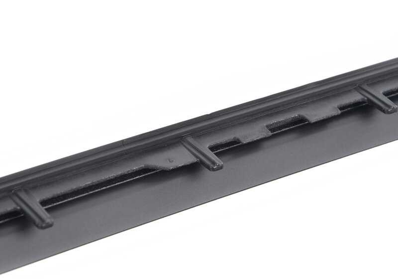 Moldura cubrepared delantera izquierda OEM 51137475009 para BMW G22, G82. Original BMW.