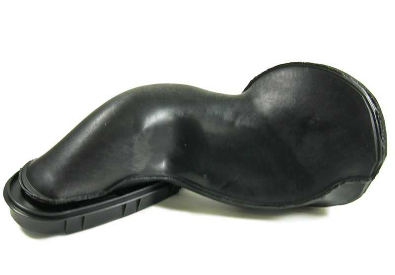 Conducto de aire para microfiltro derecho OEM 64318379620 para BMW E39. Compatible con todos los modelos BMW Serie 5 E39. Recambio original BMW.