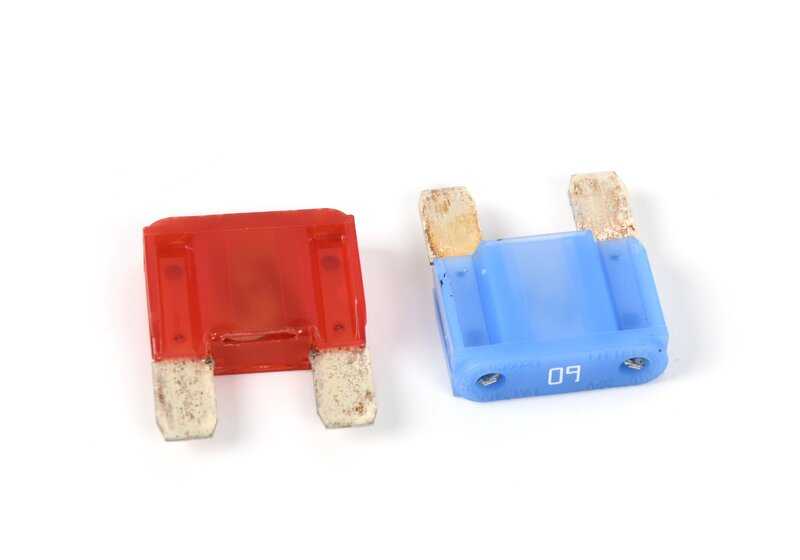 Kit de reparación de cableado delantero derecho OEM 61129206219 para BMW E90, E91, E92, E93. Original BMW.
