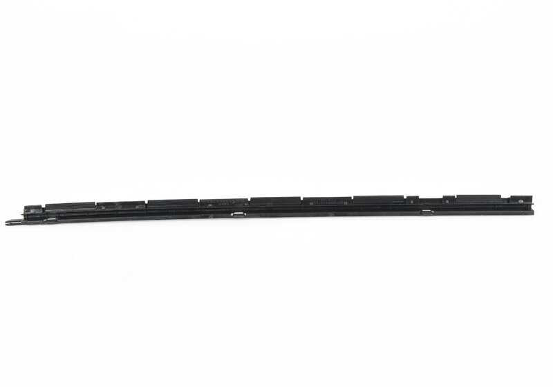 Listón de sujeción lateral izquierdo OEM 51377491333 para MINI Clubman F54, F54 LCI. Original MINI.
