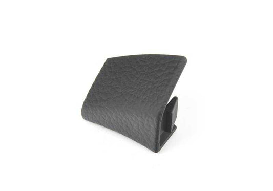 Rechtes Gürtelschlitz-Schutzblech OEM 51437312848 für BMW 2er F23. Original BMW.