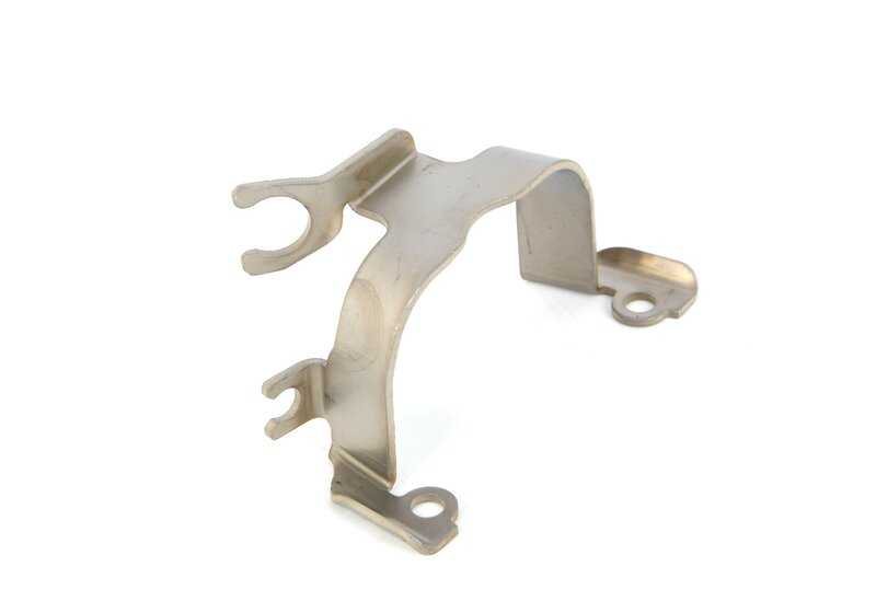 Soporte de cable derecho OEM 34206791020 para BMW X3 F25 y X4 F26. Pieza original BMW.