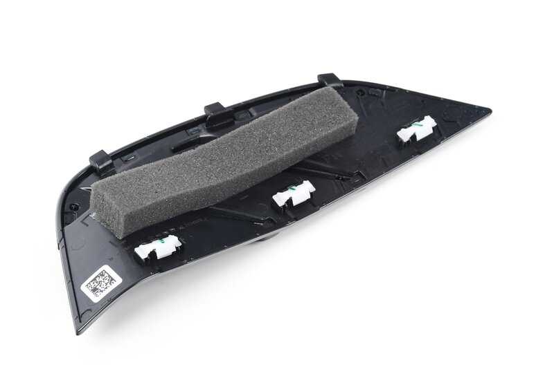 Respirador de ar à direita para BMW 4 G82 Series (OEM 51138086132). BMW original