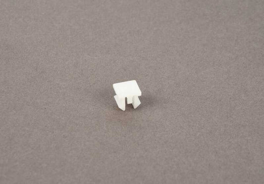 OEM Fixing Clip 51137037092 para BMW E65, E66, E89. BMW original.