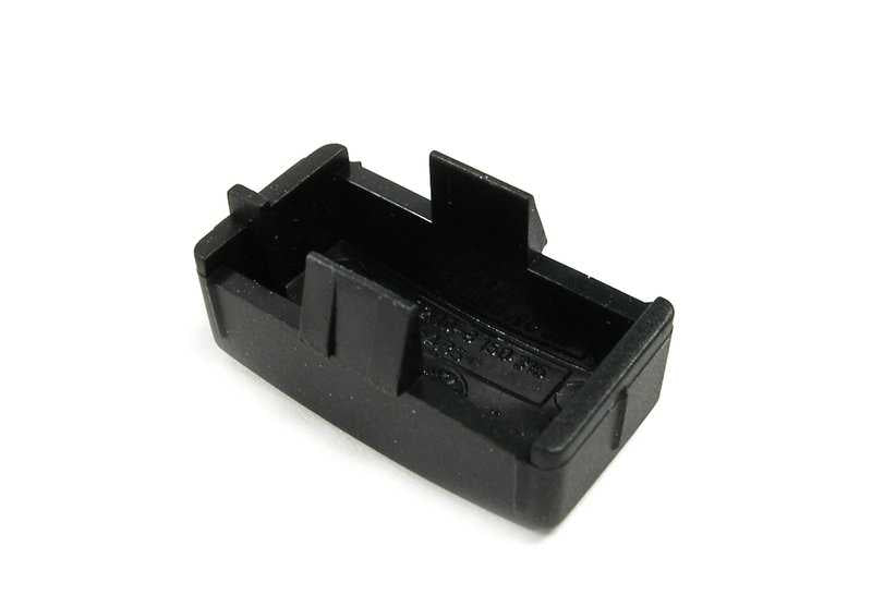 Juego de embellecedores para asiento OEM 52108219227 para BMW E39, E38. Compatible con modelos 520d, 520i con distintas configuraciones de motor y transmisión. Color negro. Original BMW.