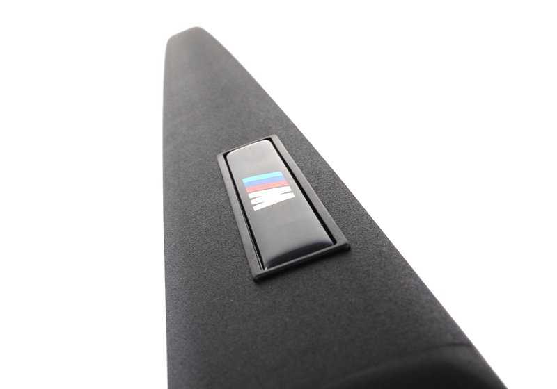 Juego de reequipamiento listones parachoques M delantero OEM 82119403140 para BMW Serie 3 E36. Original BMW.