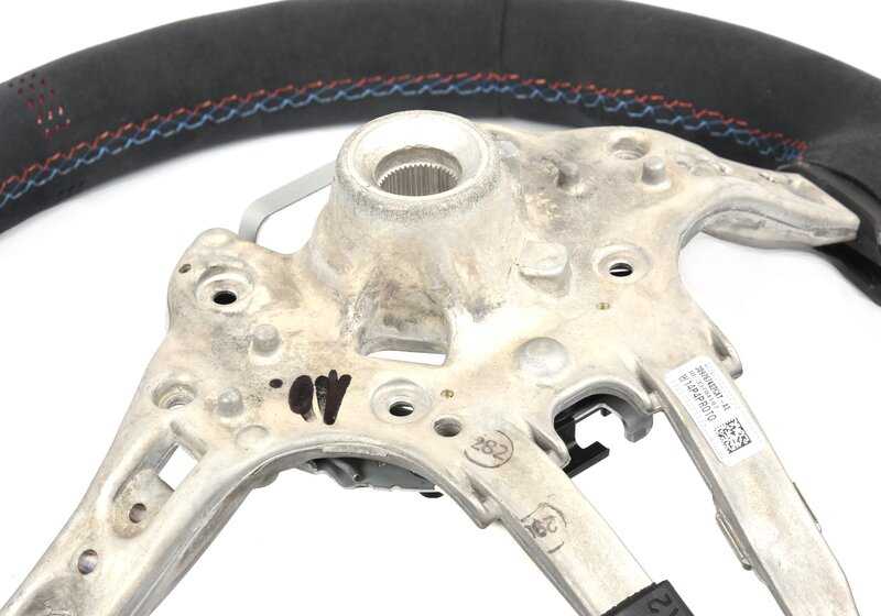 Alcántara Lenkradring für BMW F87N (OEM 32308746879). Original BMW