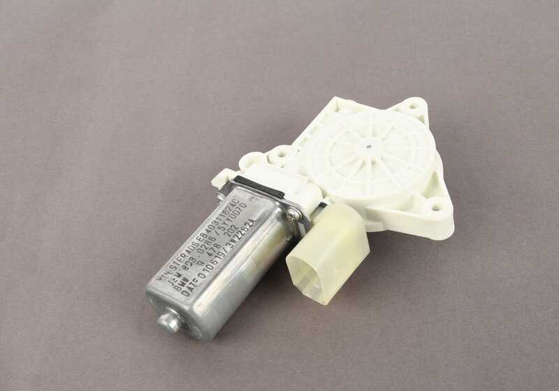 Motor elevalunas derecho OEM 67629478202 para BMW F06, F12, F13. Original BMW.