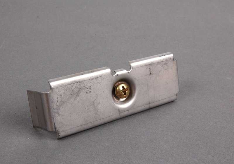 OM 16121181912 Suporte do tubo de combustível para BMW E36, E39, Z3. BMW original.