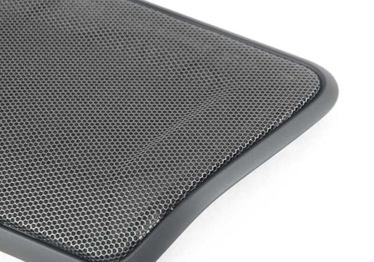 Tapa altavoz derecho OEM 51467321886 para BMW F32, F82. Pieza original BMW.