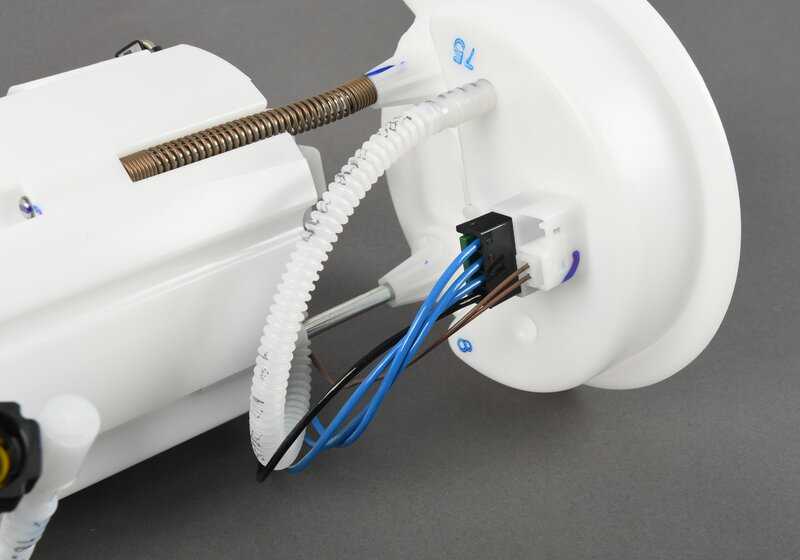 Bomba de combustible OEM 16117300463 para BMW F45, F46, F48, F39, F60. Original BMW.