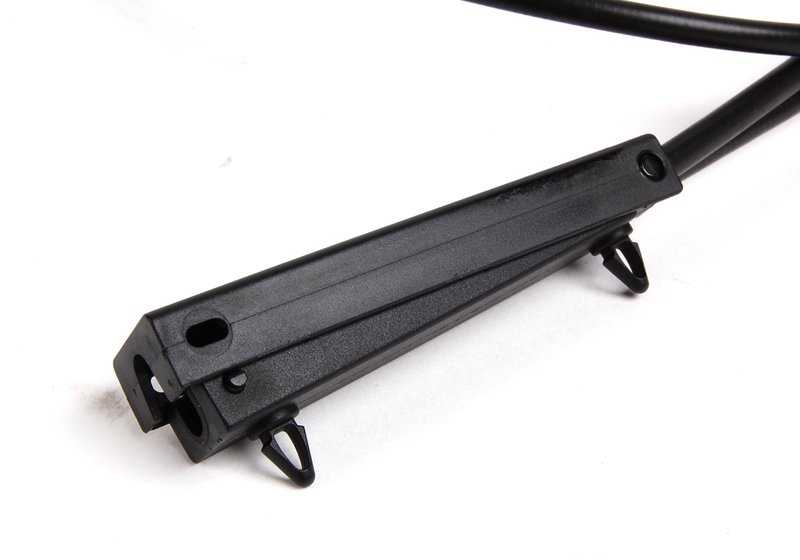 Cable de apertura capó OEM 51237184454 para BMW Serie 5 (E60, E61). Original BMW