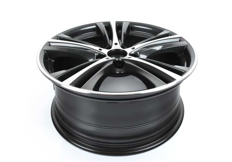 Llantas de Aluminio Estrella 407 para BMW Serie 3 F30, F31 y Serie 4 F32, F33, F36 (OEM 36116883015). Original BMW