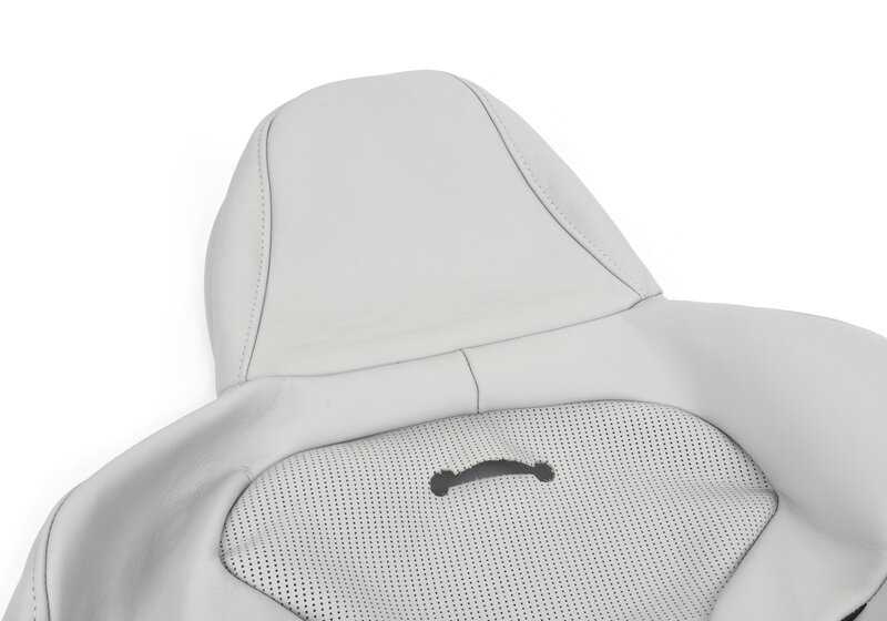 Funda de respaldo de asiento deportivo de cuero derecho OEM 52108069552 para BMW F80, F82. Original BMW.