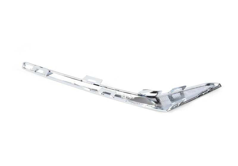 Moldura embellecedora derecha superior OEM 51117471522 para BMW G20, G21, G28. Repuesto exterior original BMW.