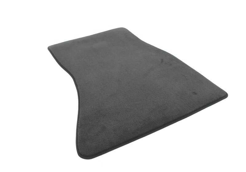 Alfombrillas de goma OEM 51477439873 para BMW F16, F86. Original BMW.