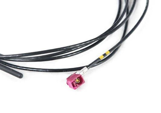 Cable antena WiFi OEM 61116806863 para BMW F15, F85 (X5 y X5 M) modelos compatibles con sistemas Head Unit High. Longitud 3355 mm. Original BMW.