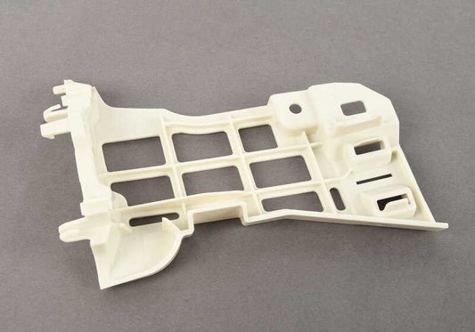 Guide inférieur droit OEM 51117475194 pour BMW G11, G12. Pièce BMW originale.