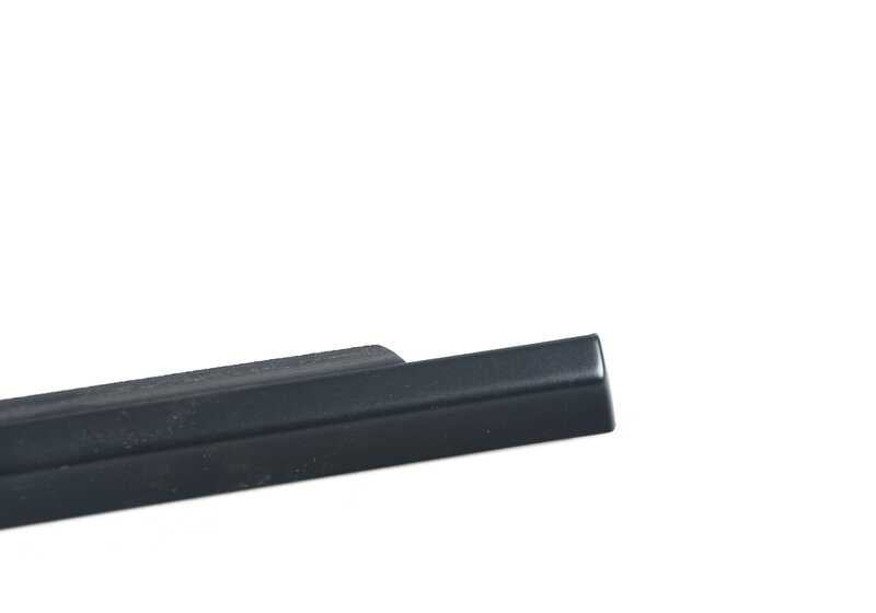 Cubierta exterior de la puerta trasera izquierda para BMW E61, E61N (OEM 51227133927). Original BMW