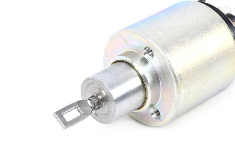 Relé de arranque (Magnetschalter) OEM 12411726039 para BMW E30, E36, E34, E24, E32. Pieza original BMW. Ideal para problemas al encender el coche. Repuesto original garantizado.
