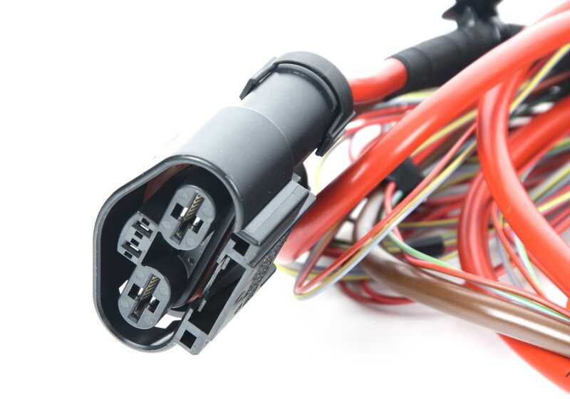 Kit de reparación cableado ventilador eléctrico OEM 61118715382 para BMW X5 G05 y BMW X6 G06. Cable original para ventilador de 850W. Repuesto original BMW.