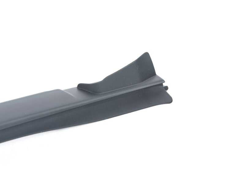 Sinistra Raccolta di stampaggio per BMW 3 G20, G21, G28, G80, G81 (OEM 51317427873). BMW originale