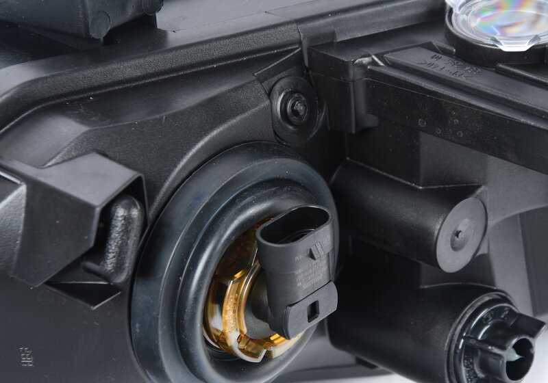 RIGHT Front OEM 63128389518 for BMW E36 and Z3. Original BMW.