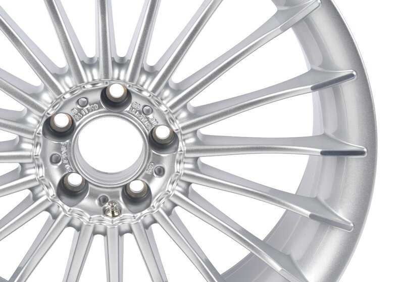 Silver alloy wheels for BMW 7 Series F01, F02 (OEM 36107980129). Original BMW