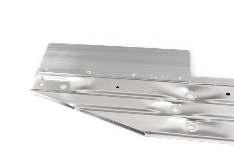 OEM 51717334421 Rinforzo del tunnel posteriore per la serie BMW 5 (G30, G30N, G31, G31N, G38, G38N, G60, G61, G68), serie 6 (G32, G32N) e 7 serie (G11, G11, G12, G12N). BMW originale.