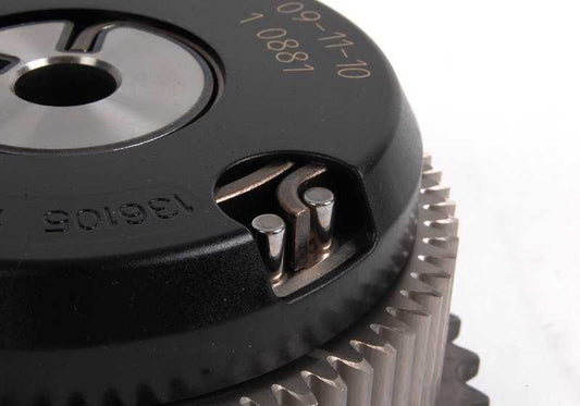 Intake camshaft adjustment unit for BMW E90, E92, E93 (OEM 11367841116). Original BMW.