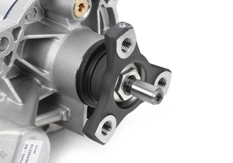 Kit de acoplamiento trasero HOK con centralita OEM 33108871237 para BMW F40 (120d xDrive, M135i xDrive), F44 (220d, 220i, 228i, M235i xDrive). Original BMW.