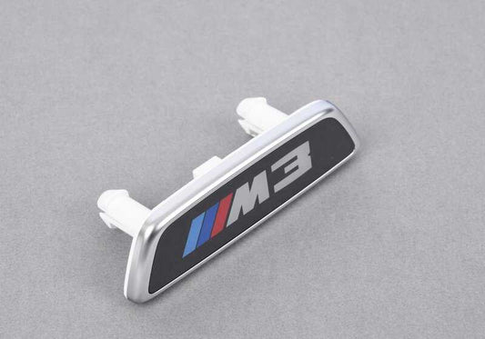 Emblema BMW iluminado OEM 52108745043 para BMW G80 (M3, M3 Competition, M3 Competition xDrive, M3 NM), G81. Pieza original BMW.