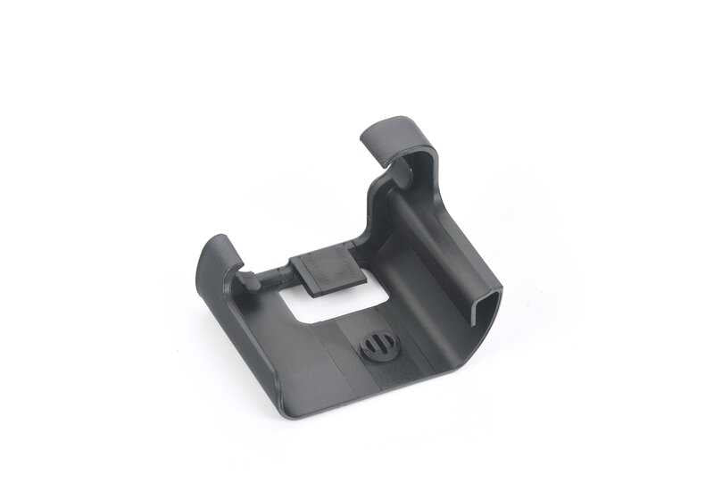 Funda protectora riel asiento trasero izquierdo OEM 52107365219 para BMW F20, F21, F22, F30, F32, i3... y más. Original BMW.