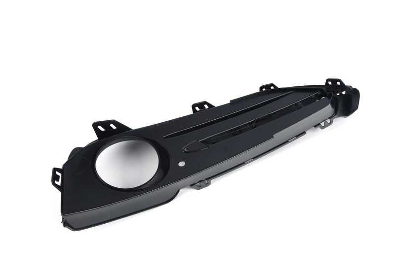 Right closed grid 51117452300 for BMW F22, F23. Original BMW.