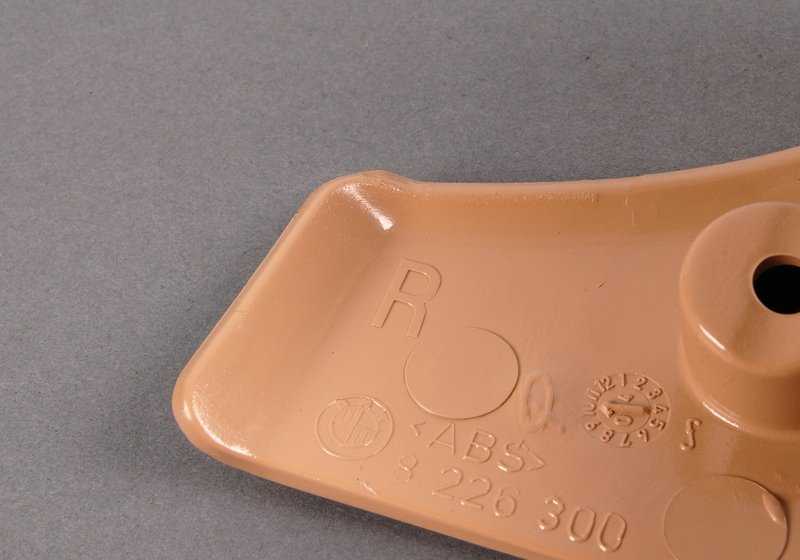 Paramento interior derecho OEM 52108226412 para BMW Serie 3 E46, X5 E53, color hellbeige. Original BMW.