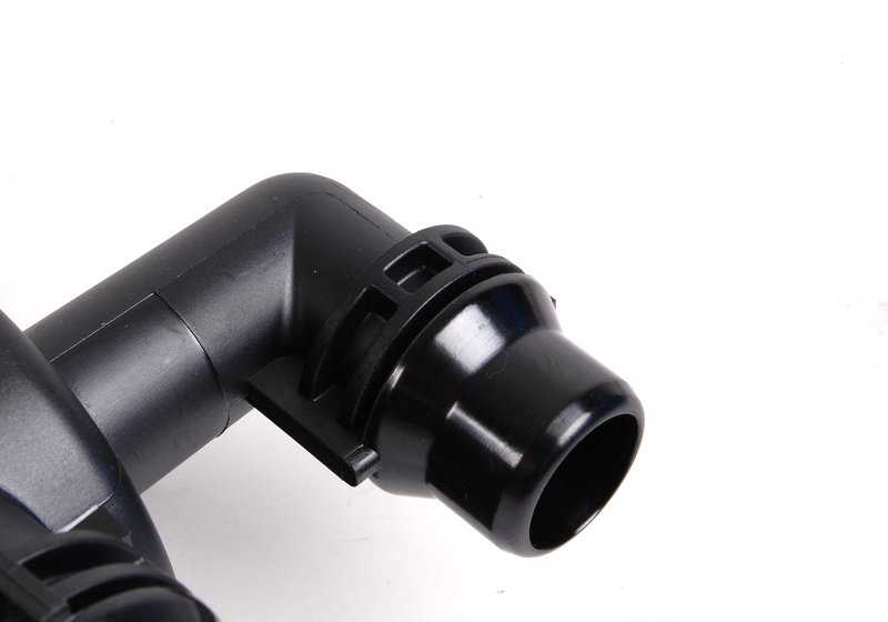 Thermostat housing for BMW E81, E82, E87, E88, E46, E90, E91, E92, E93, E60, E84, E83, E85 (OEM 11517572859). Genuine BMW