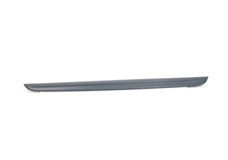 Moldura lateral derecha imprimada OEM 51775A7B518 para MINI F60 (Cooper). Compatible con modelos fabricados entre 2016 y 2024. Original MINI.
