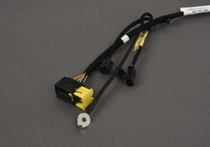 Resistencia calefactable para asiento deportivo con climatizador OEM 52108076565 para BMW G80, G82. Original BMW.