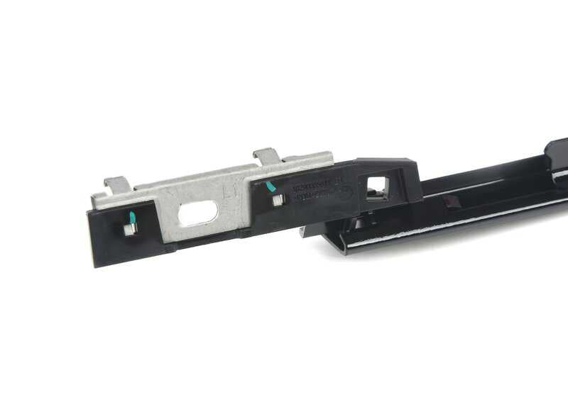 Moldura ventanilla trasera izquierda OEM 51337482863 para BMW G42, G87. Original BMW.