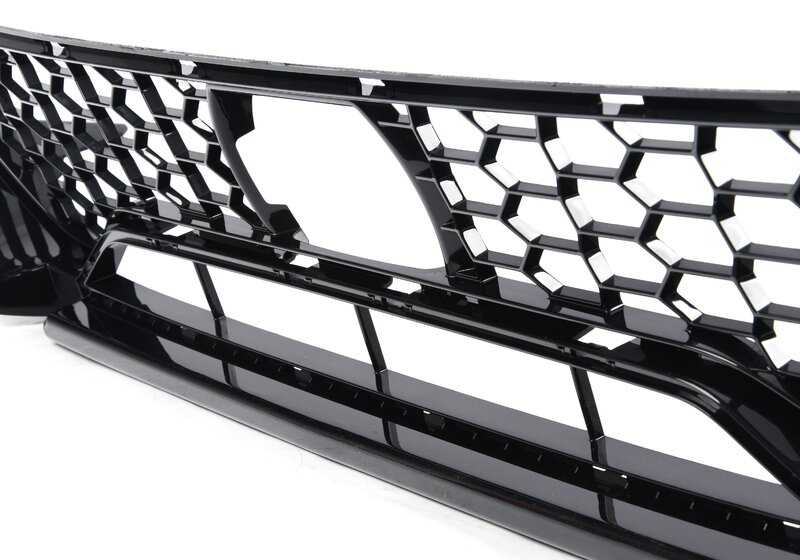 O OEM do Rejilla Central RECHILLA 51118065195 para BMW X3 M F97 e X4 M F98 (todos os modelos de competição 2019-2021). BMW original.