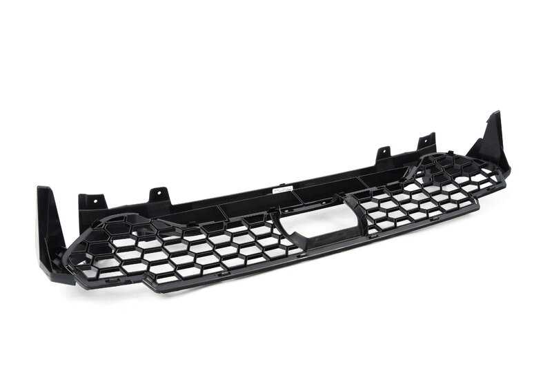 O OEM do Rejilla Central RECHILLA 51118065195 para BMW X3 M F97 e X4 M F98 (todos os modelos de competição 2019-2021). BMW original.