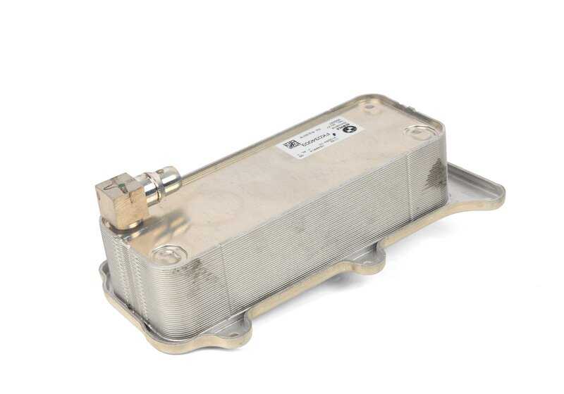 Intercambiador de calor OEM 11427648914 para BMW G30, G11, G12, G14, G15, G16, G05, G06, G07. Compatible con versiones M550i xDrive y ALPINA B5. Original BMW.